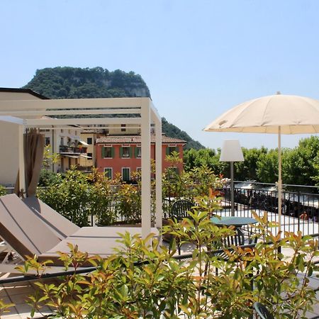 Hotel Tre Corone Гарда Экстерьер фото