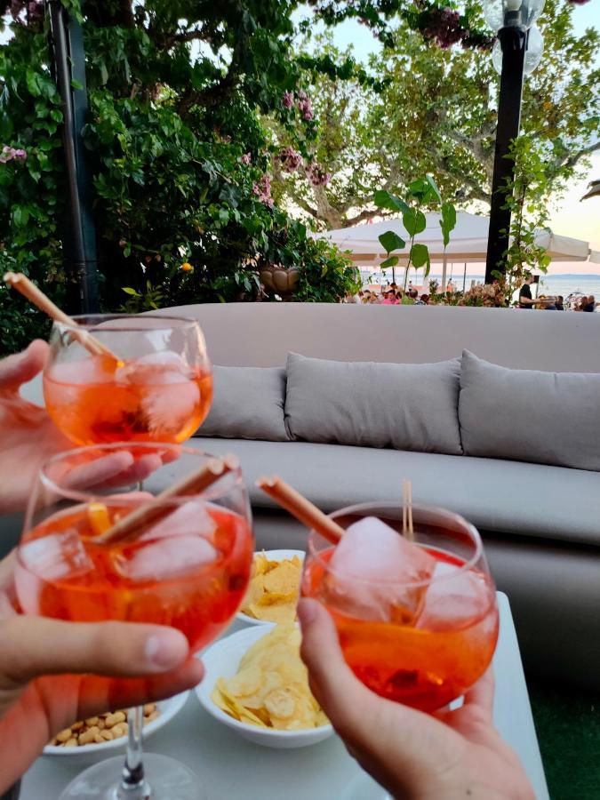 Hotel Tre Corone Гарда Экстерьер фото