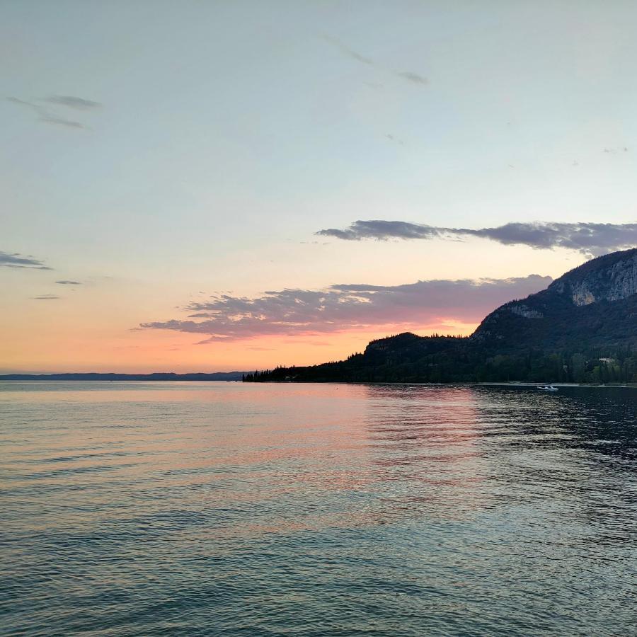 Hotel Tre Corone Гарда Экстерьер фото