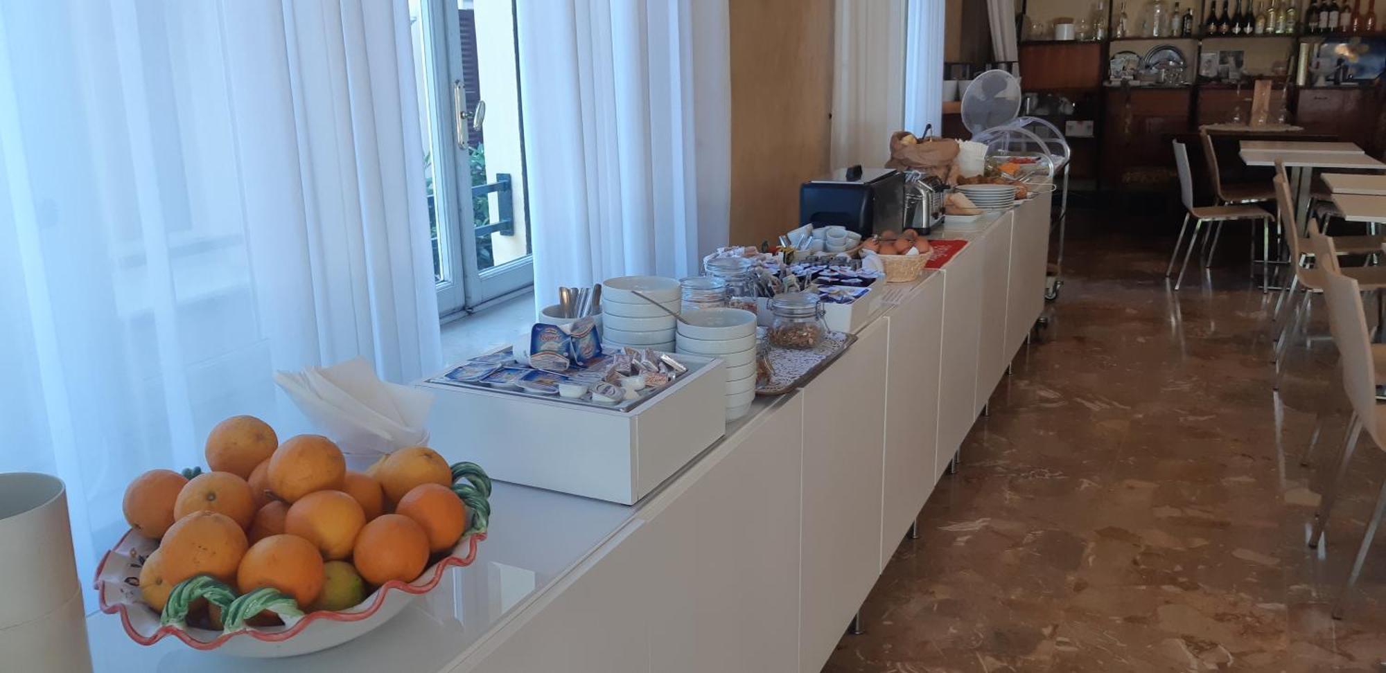Hotel Tre Corone Гарда Экстерьер фото